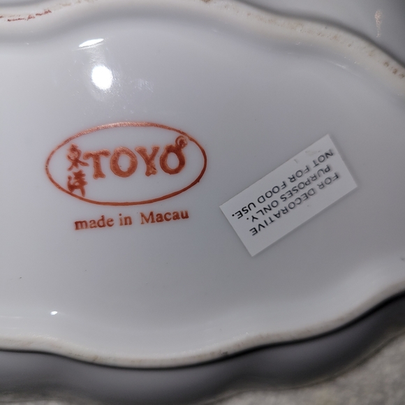 Vintage H.F.P. TOYO Handpainted Oval Dish Made in Macau Floral & Birds - Picture 3 of 5